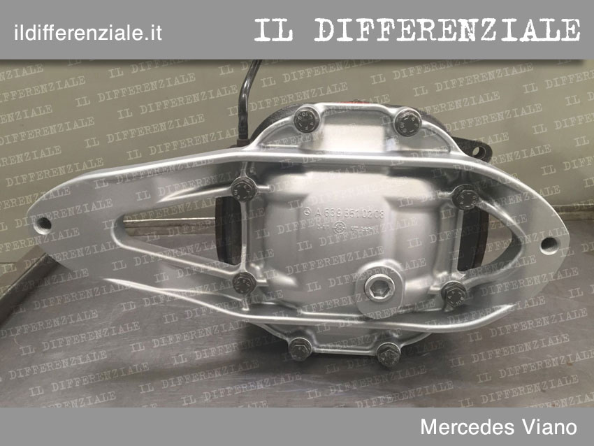 Mercedes Viano 4 Matic - (A6393300405) anteriore Differenziale Mercedes Viano posteriore 1