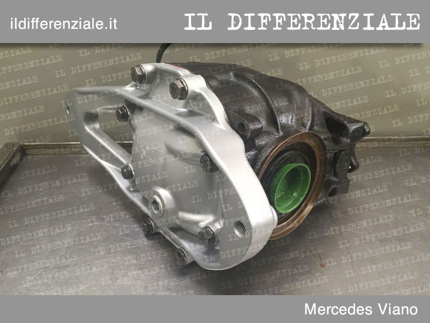 Mercedes Viano 4 Matic - (A6393300405) anteriore Differenziale Mercedes Viano posteriore 2